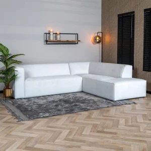 Scandinavische hoekbank Memphis in off-white stof met moderne uitstraling in stijlvolle woonkamer