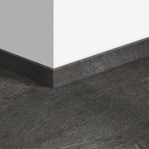 Quick-Step PVC-standaardplint QSVSK – 58 mm hoog - QSVSK40035 – Zwarte leisteen