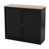 STOR roldeurkast 120×43×107,5 cm zwart met topblad scandinavisch eiken