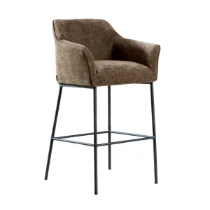 Barkruk Nubo in mocha chenille met armleuningen en zwart metalen frame