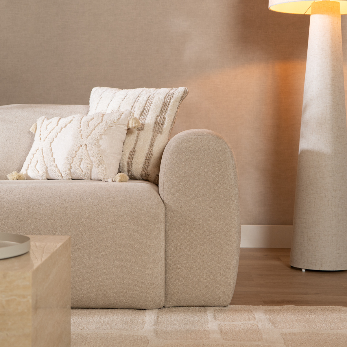 2,5-zitsbank Maine in beige chenille, sfeerbeeld