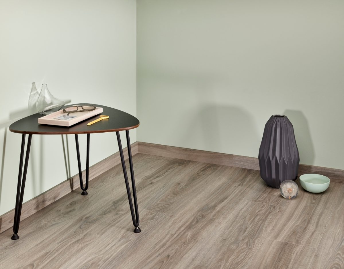 Moduleo standaardplint – bijpassende decors - MODULEO STANDAARD PLINT 40628 / Mustang Slate 70998 - REF: 345204
